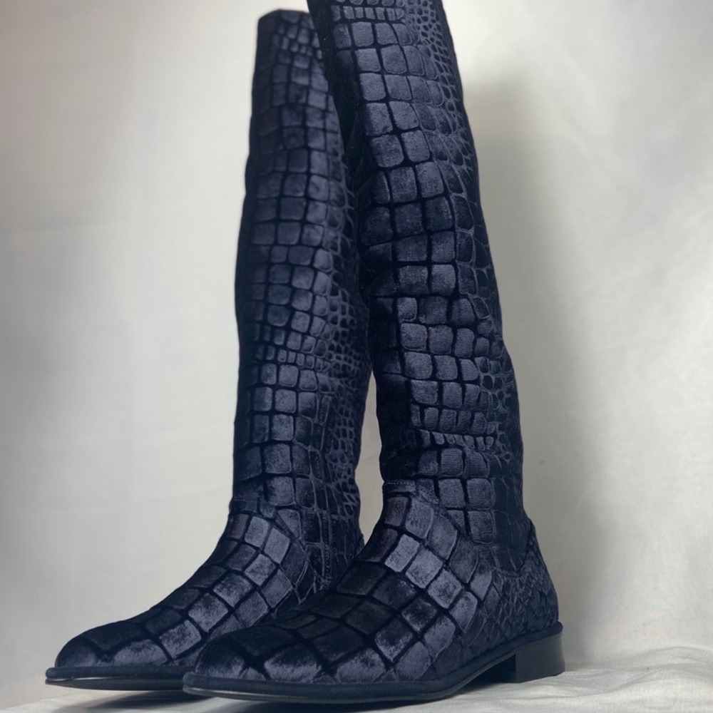 STUART WEITZMAN OTK Velvet Croc Print Boots - 38.5